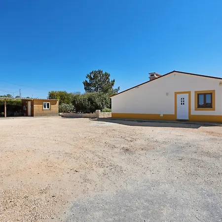 Monte Do Tanoeiro - Casa Da Barrica Feriehus Rogil